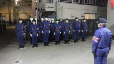 夜間警戒活動の様子