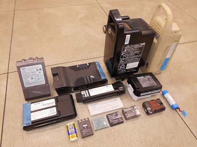 リチウムイオン電池などの小型充電式電池の画像