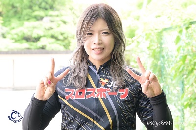 石井寛子選手の顔写真