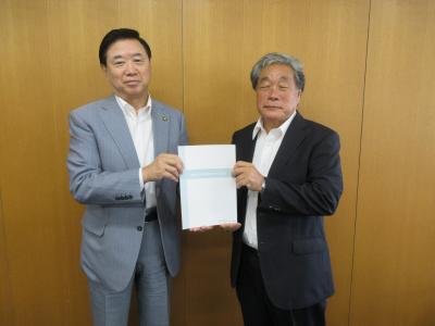 市長と会長との写真