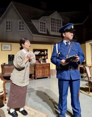 警察官とのやりとりの写真