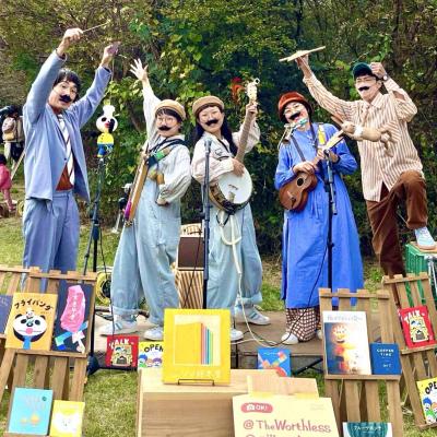 アーティストの写真2