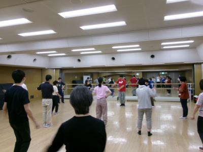 杉の木ダンスの様子