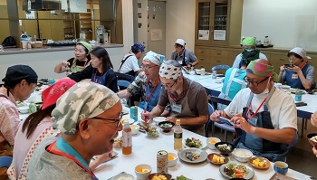 30日の会談中の写真