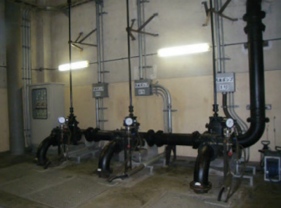 仙川汚水中継ポンプ場のポンプ室の写真