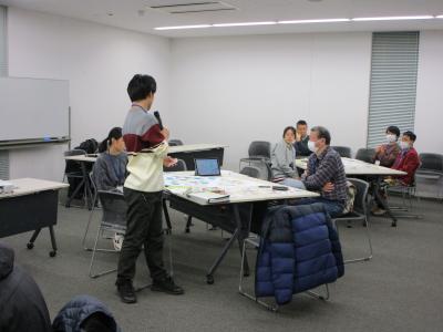 グループワークの発表を行う様子