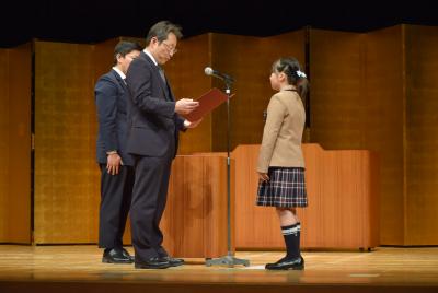 表彰状授与の様子