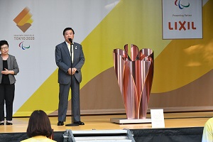 長友市長あいさつの写真