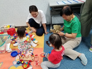 調布市国際交流協会だっこらっこくらぶの写真