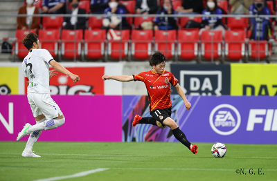 相馬選手プレー中写真