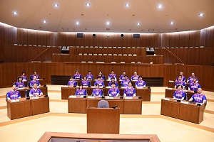 議会ユニフォームデーの様子