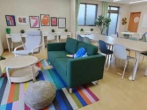 太陽の子多目的室(窓側)の写真